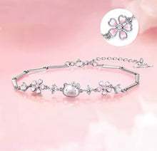 Load image into Gallery viewer, Hello Kitty Bracelet