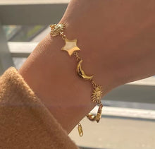 Load image into Gallery viewer, Gold Celestial Bracelet