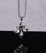 Load image into Gallery viewer, Fleur de lis Necklace