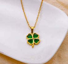 Load image into Gallery viewer, 4 Leaf Clover Necklace