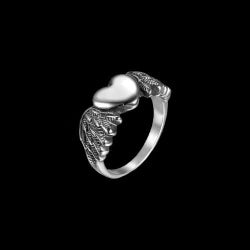 Flying Heart Ring