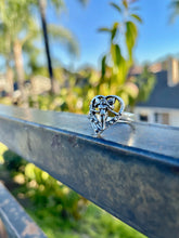 Load image into Gallery viewer, Angel of Love Ring