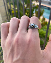Load image into Gallery viewer, Wolf Ring