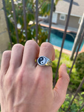 Load image into Gallery viewer, Yin Yang Ring