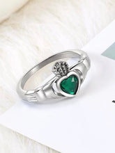 Load image into Gallery viewer, Emerald Heart Ring